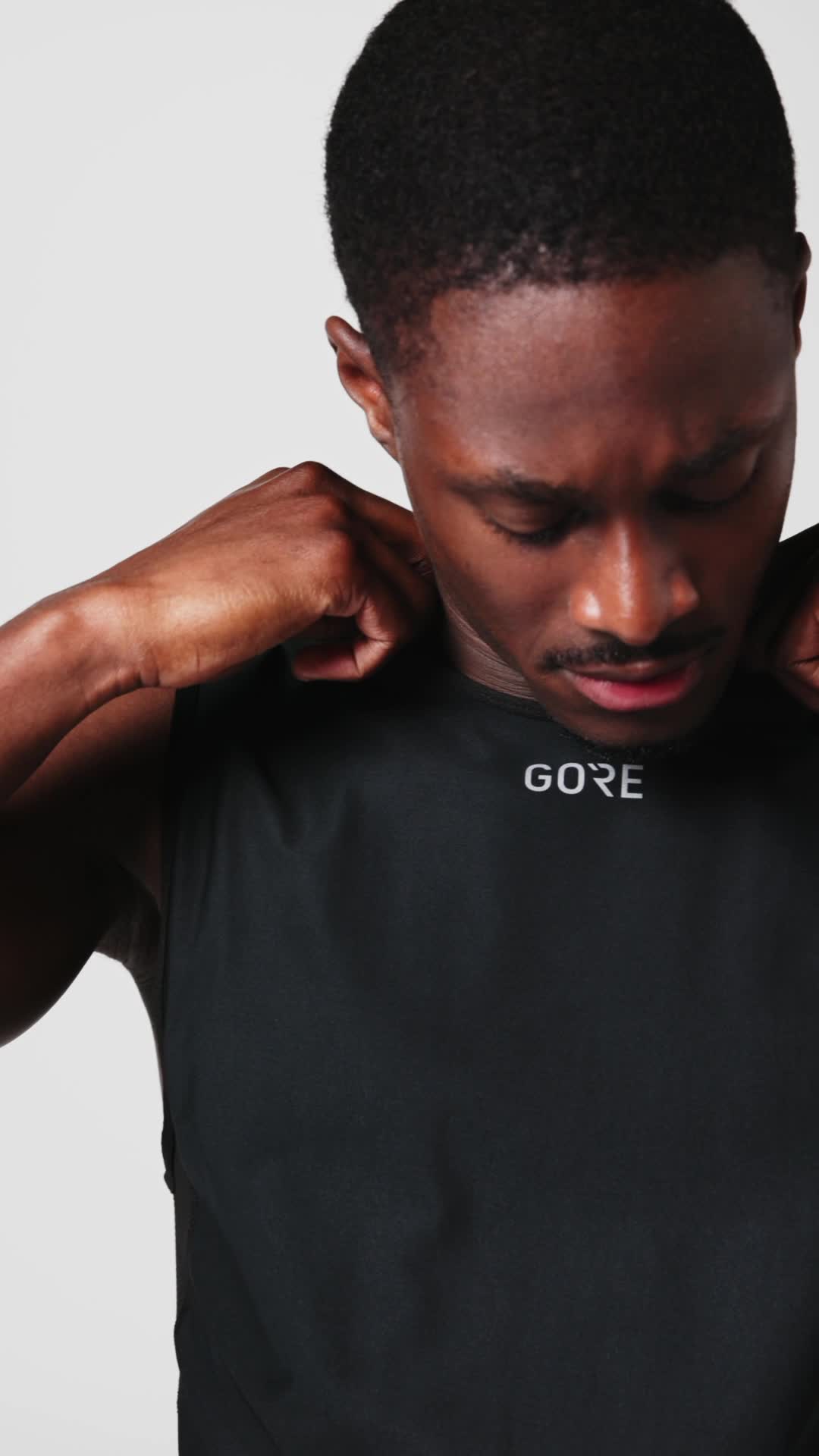 Amazon.com: GORE WEARMen'sGORE® M GORE® WINDSTOPPER® Base Layer